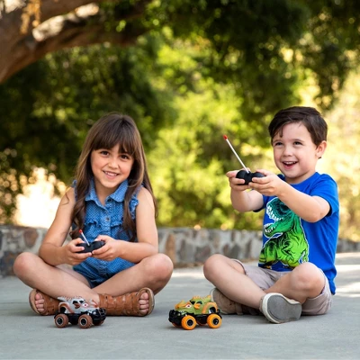 Best Choice Products Set Of 2 1/43 Scale 27MHz Toy Dinosaur RC Cars W/ 2 Controllers, 9mph Max Speed 3 Best Choice Products Set Of 2 1/43 Scale 27MHz Toy Dinosaur RC Cars W/ 2 Controllers, 9mph Max Speed
